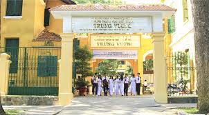 Trường THPT Trưng Vương